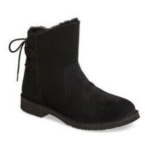 Ugg Naiyah Black Suede Short Boots Size 9